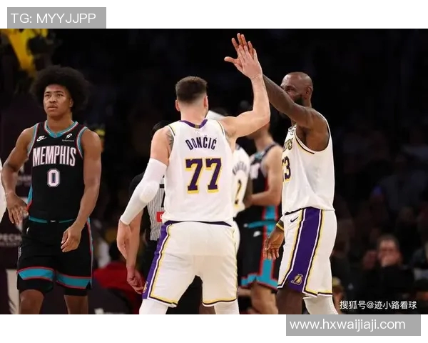 湖人对阵灰熊的精彩对决回顾与赛后分析2018年圣诞大战