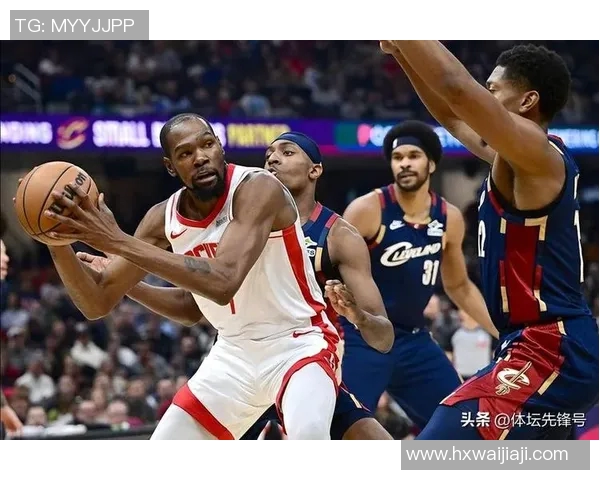 掘金客场挑战开拓者争夺西部季后赛关键胜利 掘金客场挑战开拓者争夺西部季后赛关键胜利